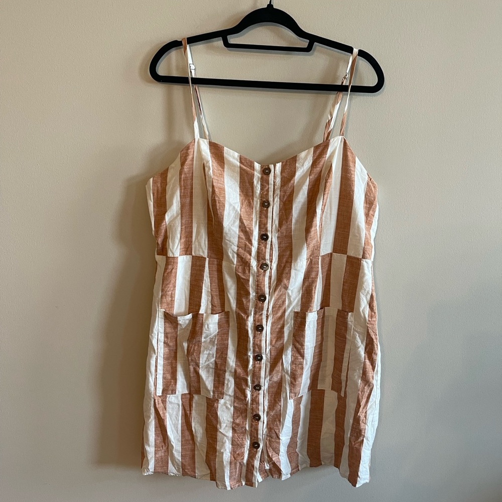 Stripped Linen Pink & White Mini Dress! 🤍🌸💕